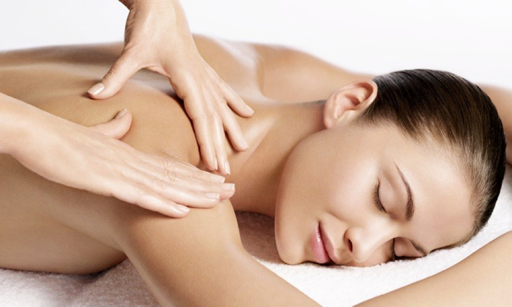TYPES OF ESSENTIAL OILS FOR SPA TREATMENTS