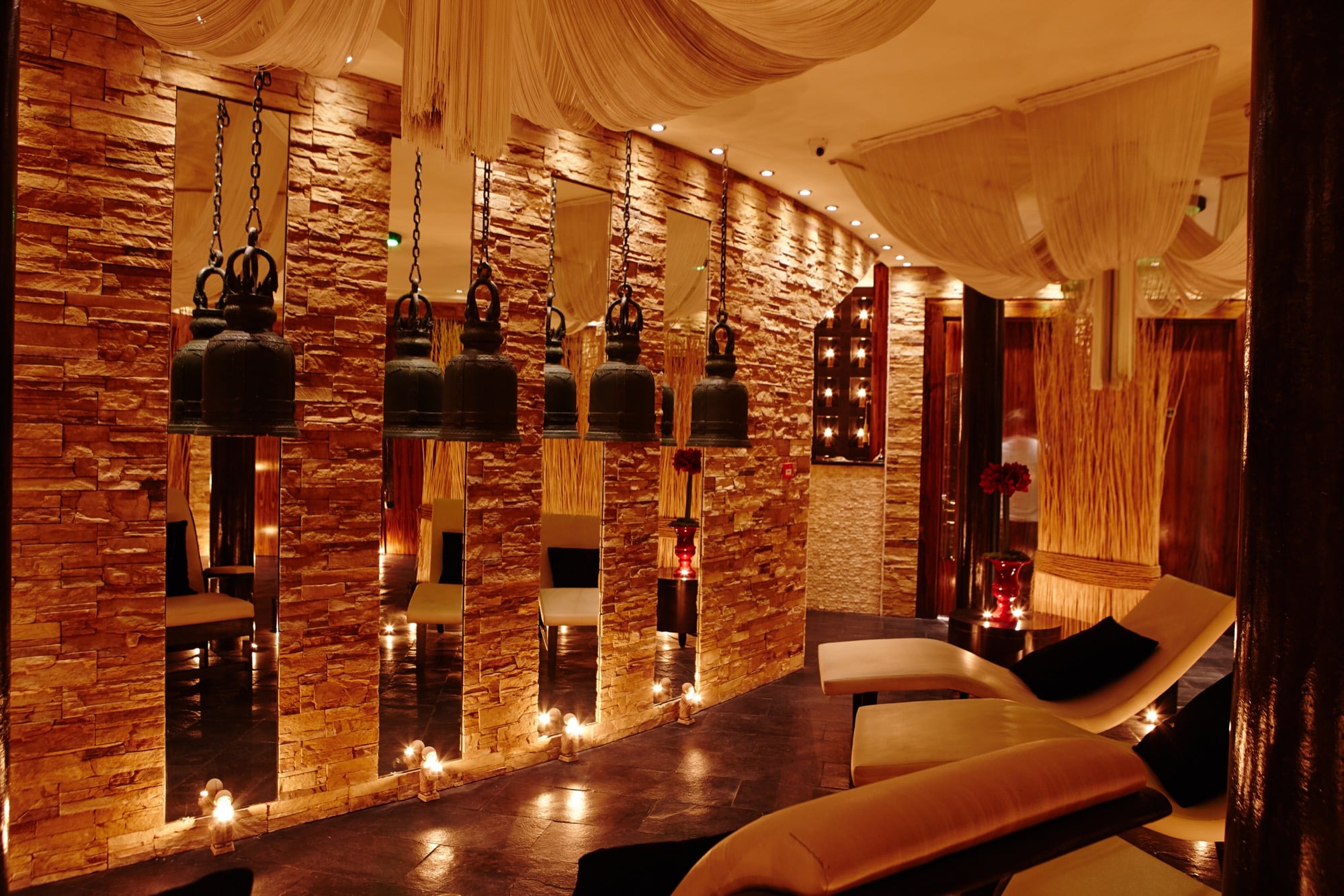 Read more about the article Spring Events in London: The Perfect Excuse for a Spa Day