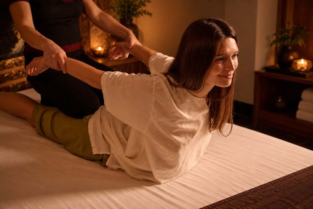 traditional thai massage (2)